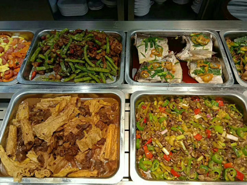 飯?zhí)贸邪鼘?duì)于公司或者其他企業(yè)來(lái)說(shuō)存在哪些利益？